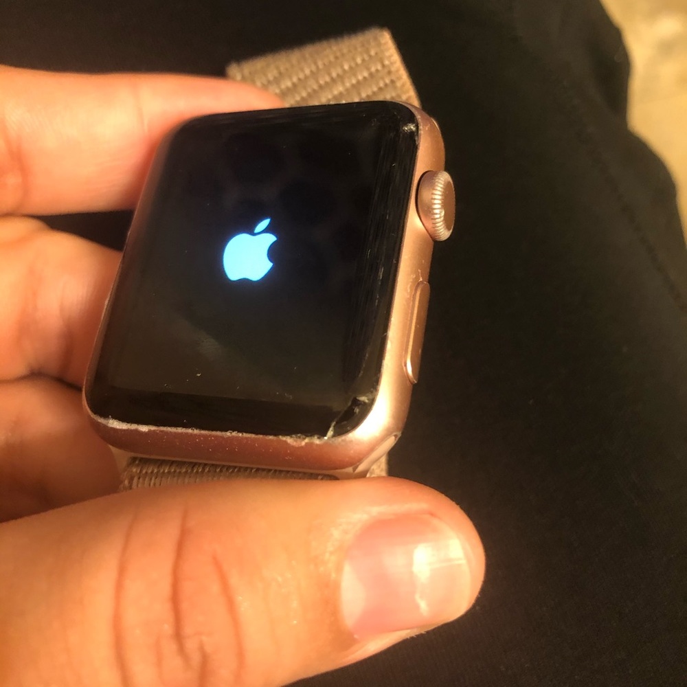 Apple Watch - Picture 2 of 5